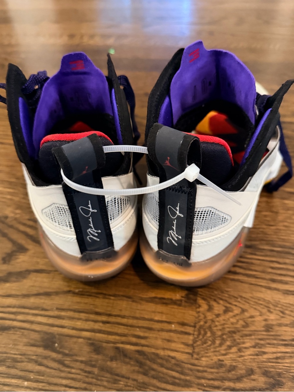Air Jordan 37 'Beyond Borders' Mens 8.5 - Picture 5 of 6